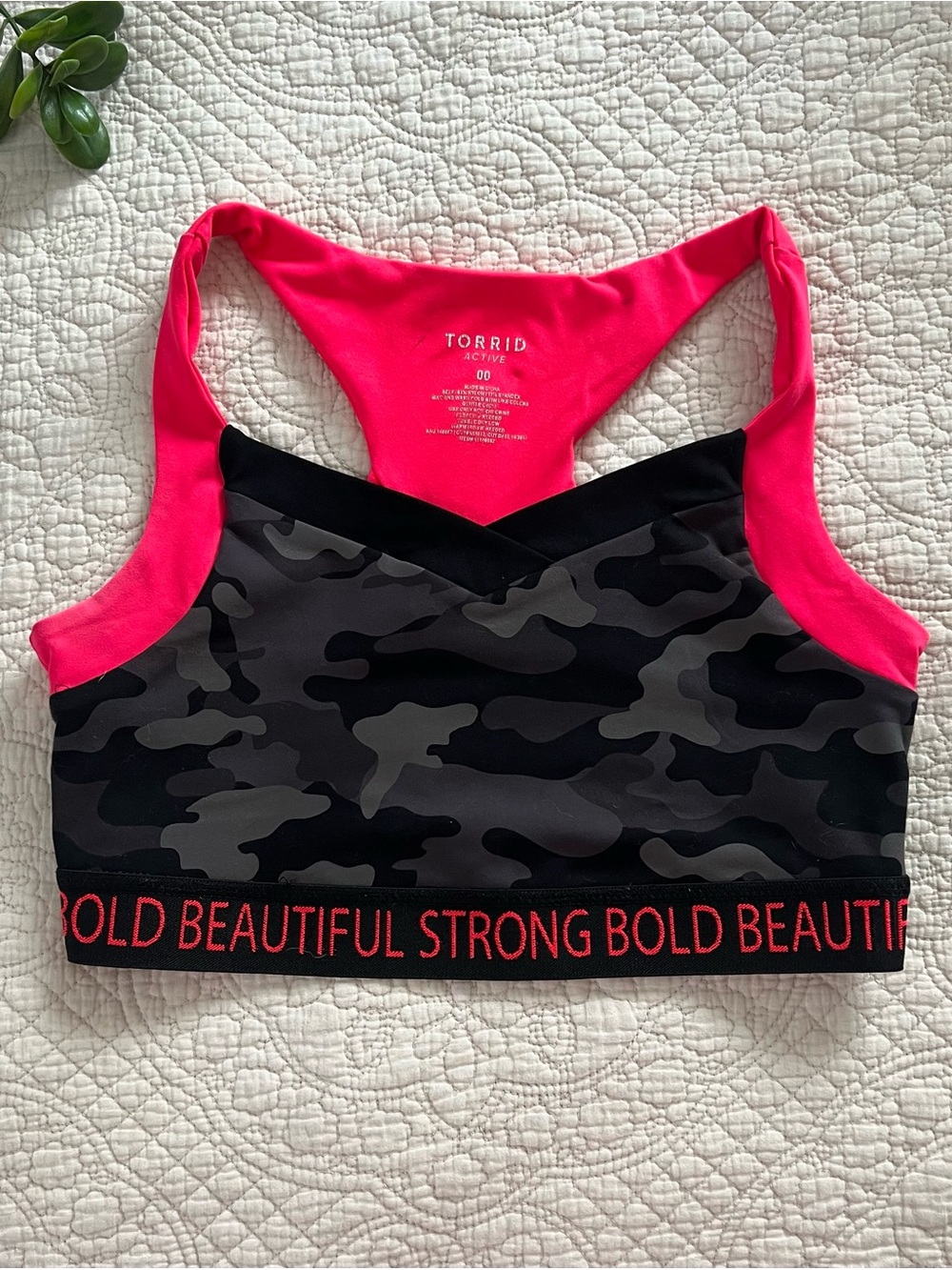 Torrid: Women’s Black & Hot Pink Camo Racerback Sports Bra Size 00, High Support